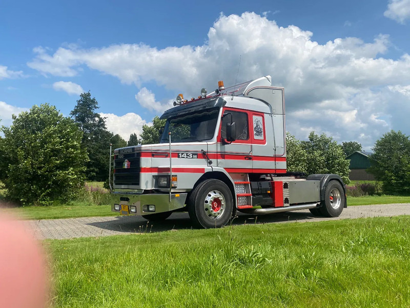 Scania T143-500 V8 | 4x2 | 4350 mm WHEELBASE | TOP CONDITION !!! - Cabeza tractora: foto 1 Scania T143-500 V8 | 4x2 | 4350 mm WHEELBASE | TOP CONDITION !!! - Cabeza tractora: foto 1