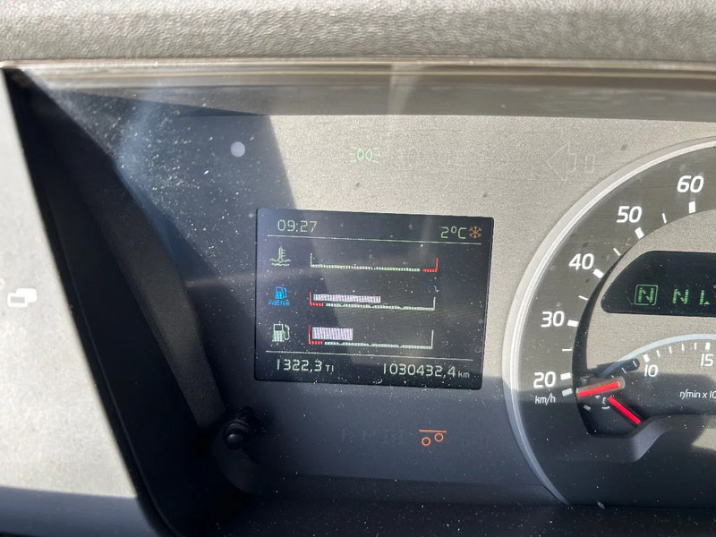 Volvo FH | 540 E6 | 6X4/4 BOUGY LIFTER | 04/2016 | - Cabeza tractora: foto 5 Volvo FH | 540 E6 | 6X4/4 BOUGY LIFTER | 04/2016 | - Cabeza tractora: foto 5