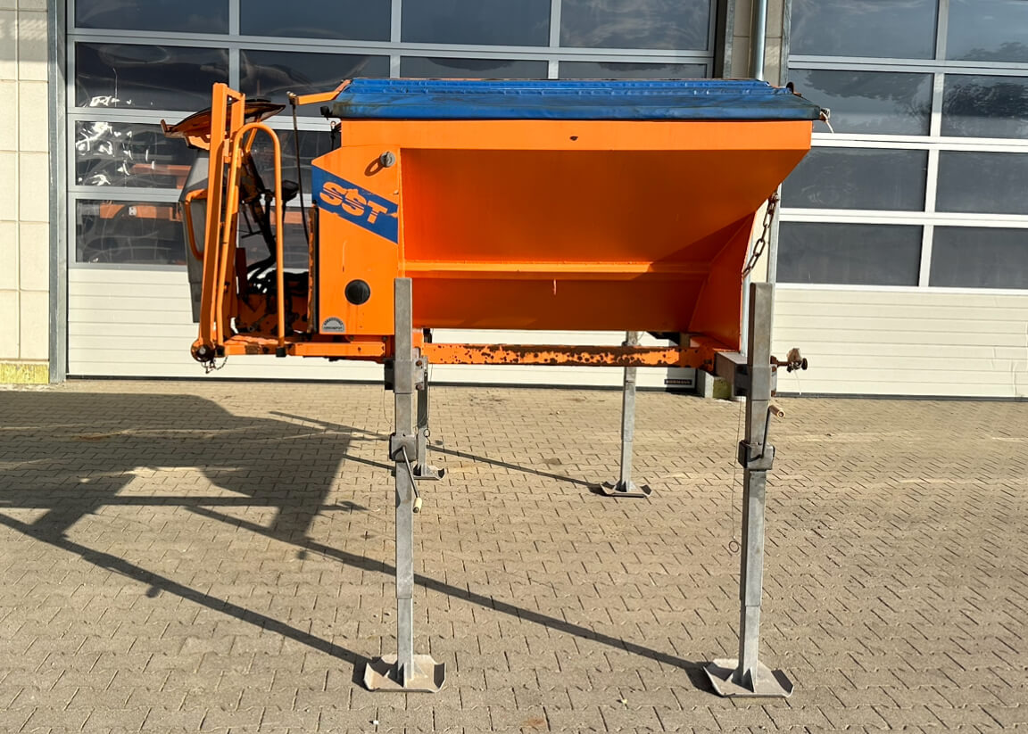 Unimog Salzstreuer Schmidt SST20-TLWH - Esparcidor de sal: foto 4 Unimog Salzstreuer Schmidt SST20-TLWH - Esparcidor de sal: foto 4