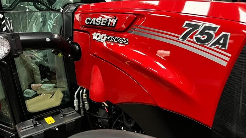 Case IH Farmall 75 A Vendegear - Tractor: foto 5 Case IH Farmall 75 A Vendegear - Tractor: foto 5