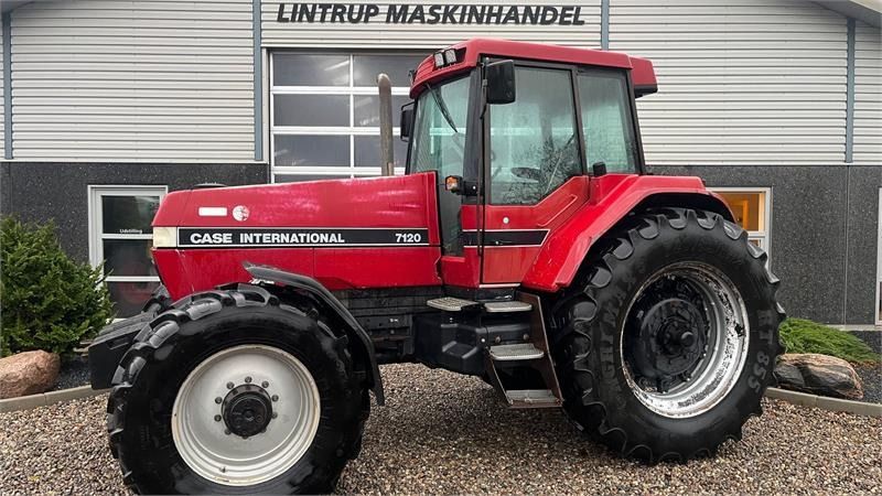 Case IH Magnum 7120 1 ejers Nostalagi - Tractor: foto 1 Case IH Magnum 7120 1 ejers Nostalagi - Tractor: foto 1