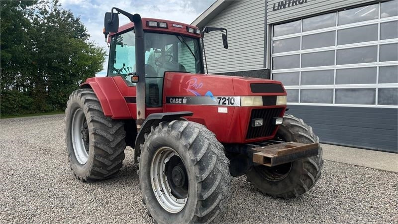 Tractor Case IH Magnum 7210 PRO PRO model, og en ejers traktor fra: foto 15