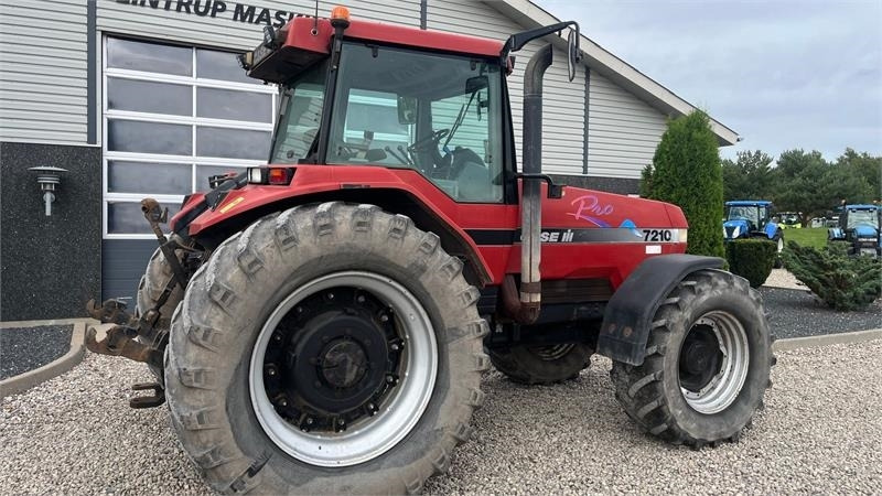 Tractor Case IH Magnum 7210 PRO PRO model, og en ejers traktor fra: foto 11