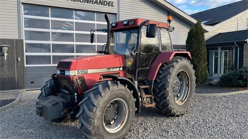 Case IH Maxxum 5150 Plus Med frontlift - Tractor: foto 2 Case IH Maxxum 5150 Plus Med frontlift - Tractor: foto 2