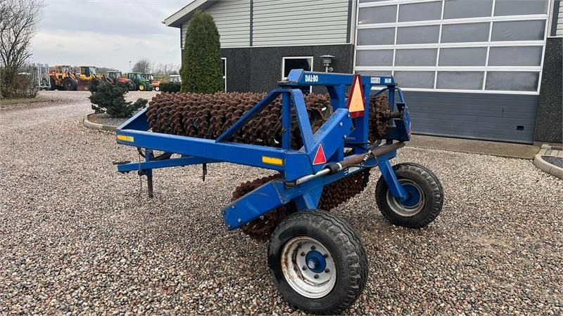 Dal-Bo Minimax 630 Med Crosskrill-ringe - Rodillo agrícola: foto 5 Dal-Bo Minimax 630 Med Crosskrill-ringe - Rodillo agrícola: foto 5