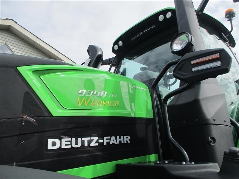 Tractor Deutz-fahr 9340 TTV New and unused tractor: foto 18 Tractor Deutz-fahr 9340 TTV New and unused tractor: foto 18