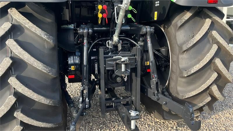 Deutz-fahr Agrotron 6205G New and Unused tractor - Tractor: foto 4 Deutz-fahr Agrotron 6205G New and Unused tractor - Tractor: foto 4