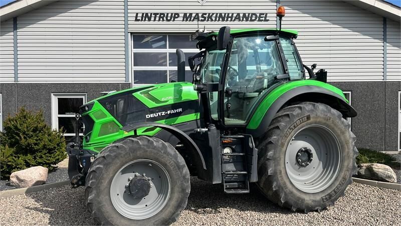 Deutz-fahr Agrotron 6215 TTV Med frontlift - Tractor: foto 1 Deutz-fahr Agrotron 6215 TTV Med frontlift - Tractor: foto 1