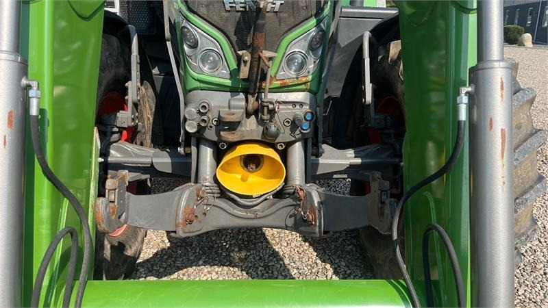 Fendt 720 Vario Med frontlæsser, frontlift og frontPTO  - Tractor: foto 4 Fendt 720 Vario Med frontlæsser, frontlift og frontPTO  - Tractor: foto 4