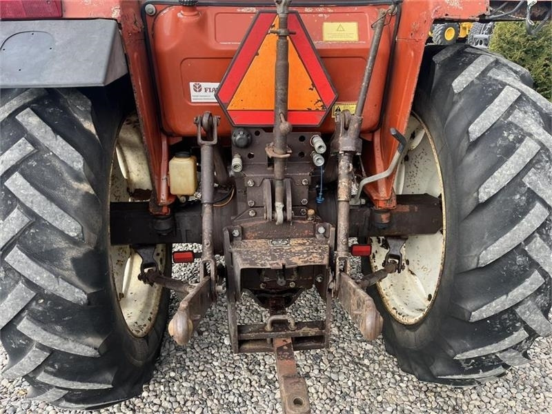 Fiat 70-90 Supercomfort - Tractor: foto 4 Fiat 70-90 Supercomfort - Tractor: foto 4
