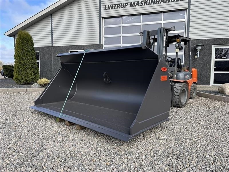 JST Skovl 3.4m3 med volvoskifte og 3m bred. NY SKOVL. - Cazo para Maquinaria de construcción: foto 1 JST Skovl 3.4m3 med volvoskifte og 3m bred. NY SKOVL. - Cazo para Maquinaria de construcción: foto 1