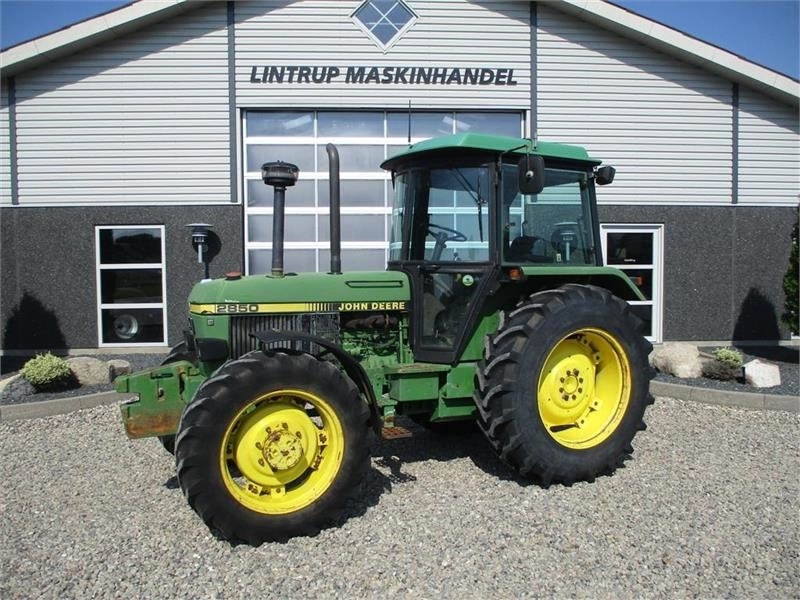 Tractor John Deere 2850 TURBO Med nye bagdæk: foto 1