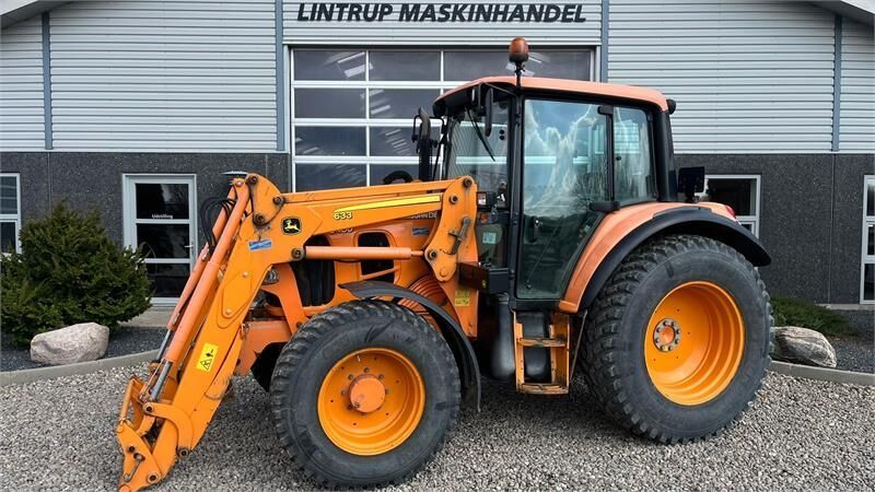 John Deere 6430 Med frontlæsser og vejdæk - Tractor: foto 1 John Deere 6430 Med frontlæsser og vejdæk - Tractor: foto 1