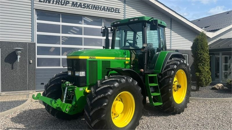 John Deere 7710 8.1L motor, store hjul og frontlift. En ejere - Tractor: foto 2 John Deere 7710 8.1L motor, store hjul og frontlift. En ejere - Tractor: foto 2