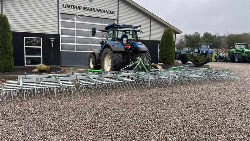 Joskin SCARIFLEX 1200 R6S6 12m bredstrigle med 6rækker tæ - Grada: foto 2 Joskin SCARIFLEX 1200 R6S6 12m bredstrigle med 6rækker tæ - Grada: foto 2