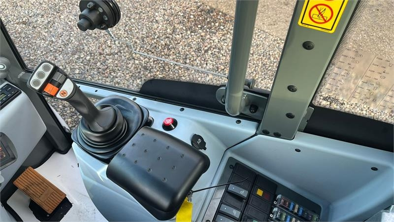 Cargadora de ruedas telescópica Kramer KL25.5T JULE/NYTÅRSTILBUD med Teleskoparm, så den: foto 13 Cargadora de ruedas telescópica Kramer KL25.5T JULE/NYTÅRSTILBUD med Teleskoparm, så den: foto 13