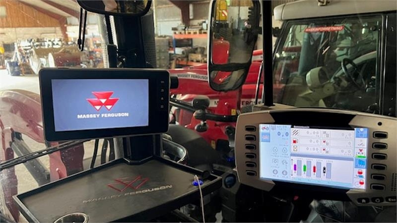 Leasing financiero de Massey Ferguson 7726 S DynaVT Med front læsser. Læsser er meget li leasing Massey Ferguson 7726 S DynaVT Med front læsser. Læsser er meget li: foto 7 Leasing financiero de Massey Ferguson 7726 S DynaVT Med front læsser. Læsser er meget li leasing Massey Ferguson 7726 S DynaVT Med front læsser. Læsser er meget li: foto 7