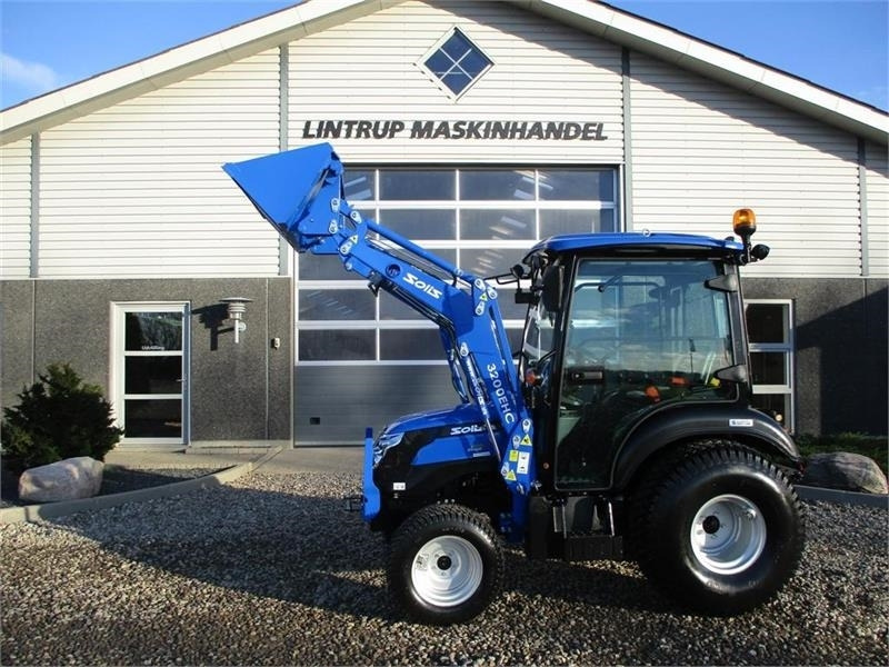 Tractor Solis 26 HST Med kabine, Turf hjul og frontlæsser.: foto 8
