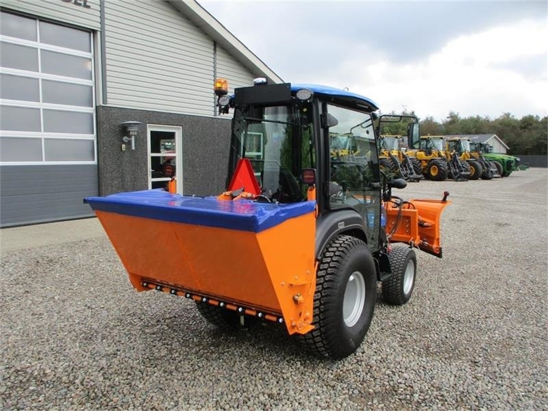 Solis 26 HST Snow Edition med frontlift, Vario SHL150 sn - Tractor: foto 2 Solis 26 HST Snow Edition med frontlift, Vario SHL150 sn - Tractor: foto 2