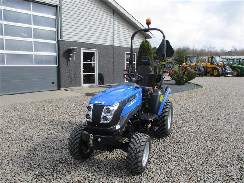 Solis H26 HST Garden Pro Dæk - Tractor municipal: foto 3 Solis H26 HST Garden Pro Dæk - Tractor municipal: foto 3