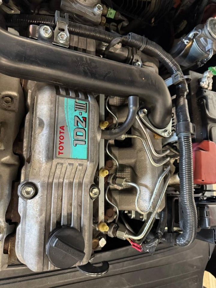 Toyota 10811 06-8FD25F - Carretilla elevadora diésel: foto 4 Toyota 10811 06-8FD25F - Carretilla elevadora diésel: foto 4