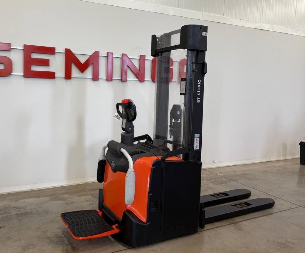 Toyota 11009 - SPE160L - Apilador: foto 1 Toyota 11009 - SPE160L - Apilador: foto 1