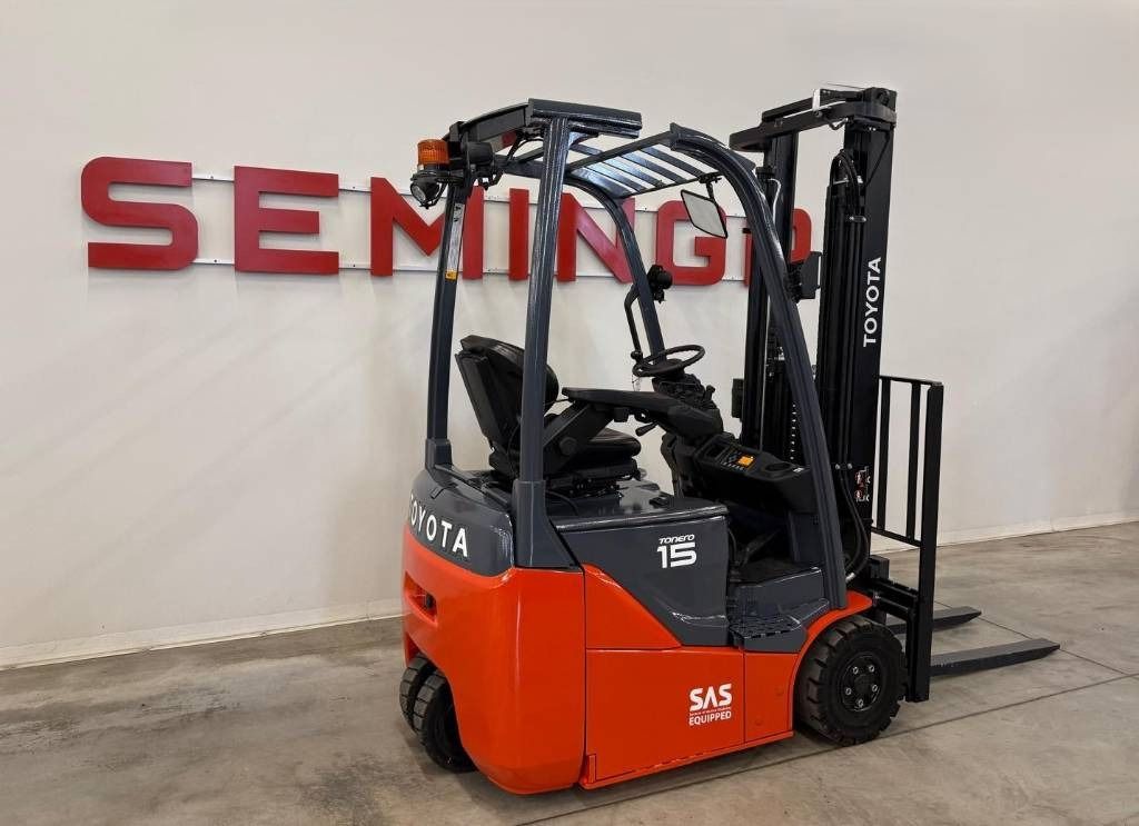 Toyota 11127 - 8FBE15T - Carretilla elevadora eléctrica: foto 3 Toyota 11127 - 8FBE15T - Carretilla elevadora eléctrica: foto 3