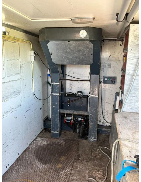 Camión Volvo FL 240 ARBEITSBUHNE/SKYWORKER/17.5m: foto 17