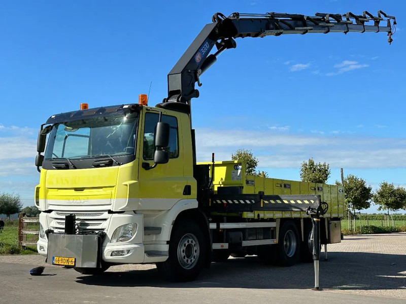 DAF CF 290 FAN !!HMF 32TM RADIO REMOTE!! FRONT STAMP!! 209tkm!!EURO6!! - Camión grúa: foto 5 DAF CF 290 FAN !!HMF 32TM RADIO REMOTE!! FRONT STAMP!! 209tkm!!EURO6!! - Camión grúa: foto 5