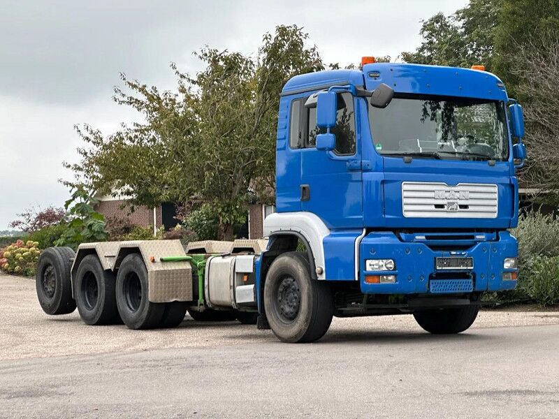 MAN TGA 35.480 8x4!!TRIPLE CHASSIS!! - Chasis camión: foto 1 MAN TGA 35.480 8x4!!TRIPLE CHASSIS!! - Chasis camión: foto 1