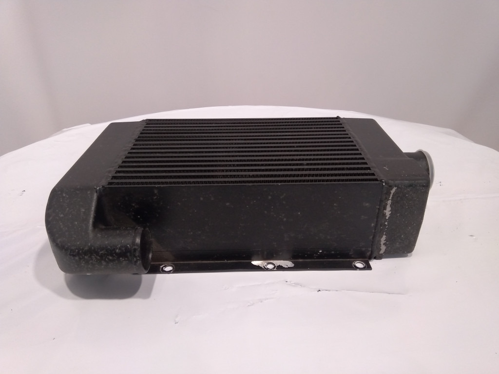 Case 6914940 - Intercooler para Maquinaria de construcción: foto 3 Case 6914940 - Intercooler para Maquinaria de construcción: foto 3