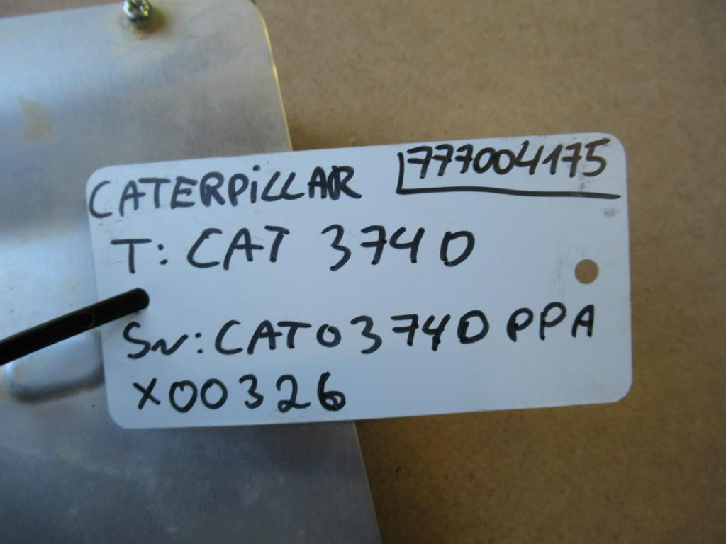 Caterpillar 2851133 - 0885023 - Unidad de control para Maquinaria de construcción: foto 2 Caterpillar 2851133 - 0885023 - Unidad de control para Maquinaria de construcción: foto 2