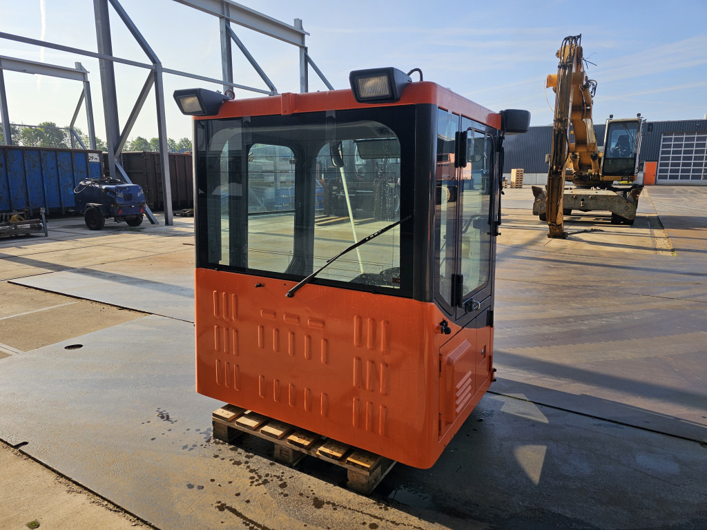 Doosan 220101-00071B - 220101-00071B - Cabina para Maquinaria de construcción: foto 5 Doosan 220101-00071B - 220101-00071B - Cabina para Maquinaria de construcción: foto 5