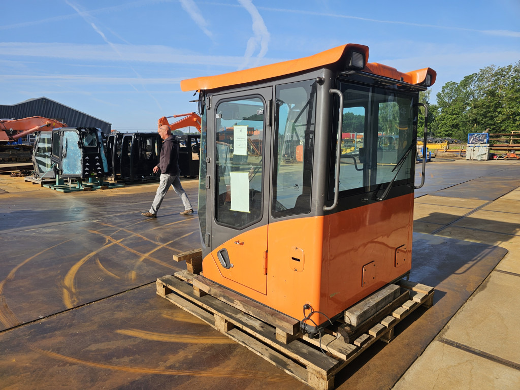 Doosan 220101-00229T - 220101-00229V - Cabina para Maquinaria de construcción: foto 5 Doosan 220101-00229T - 220101-00229V - Cabina para Maquinaria de construcción: foto 5