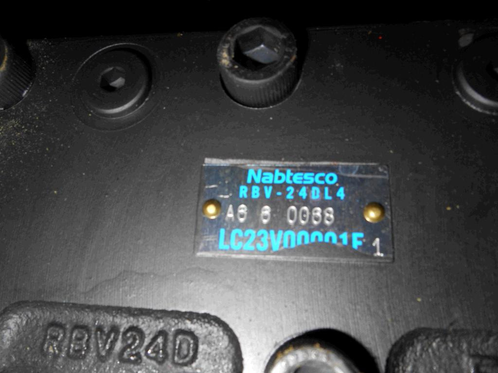 Kobelco LC15V00007F3 - LC15V00007F1 - Motor hidráulico para Maquinaria de construcción: foto 4 Kobelco LC15V00007F3 - LC15V00007F1 - Motor hidráulico para Maquinaria de construcción: foto 4