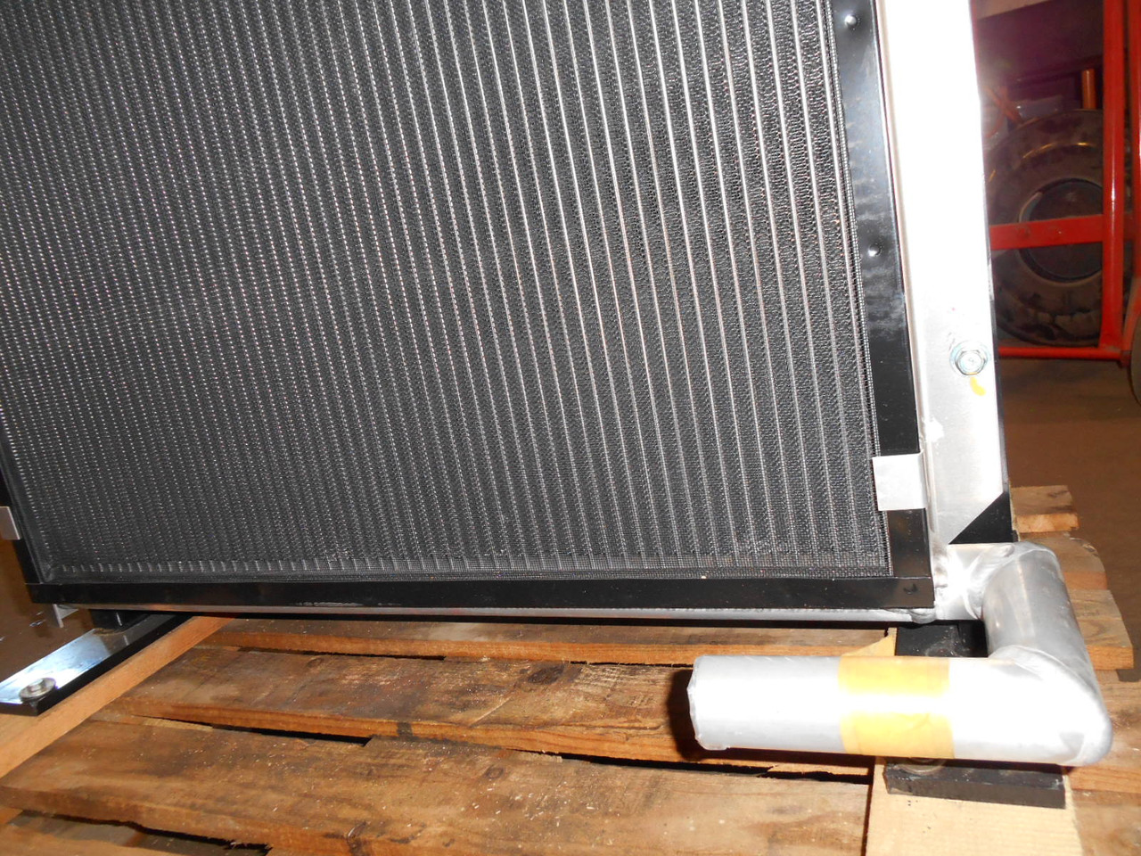 Kobelco YN05P00024S002 - Enfriador de aceite para Maquinaria de construcción: foto 2 Kobelco YN05P00024S002 - Enfriador de aceite para Maquinaria de construcción: foto 2