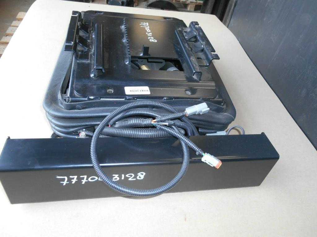 New Holland 73327303 - - Asiento para Maquinaria de construcción: foto 3 New Holland 73327303 - - Asiento para Maquinaria de construcción: foto 3