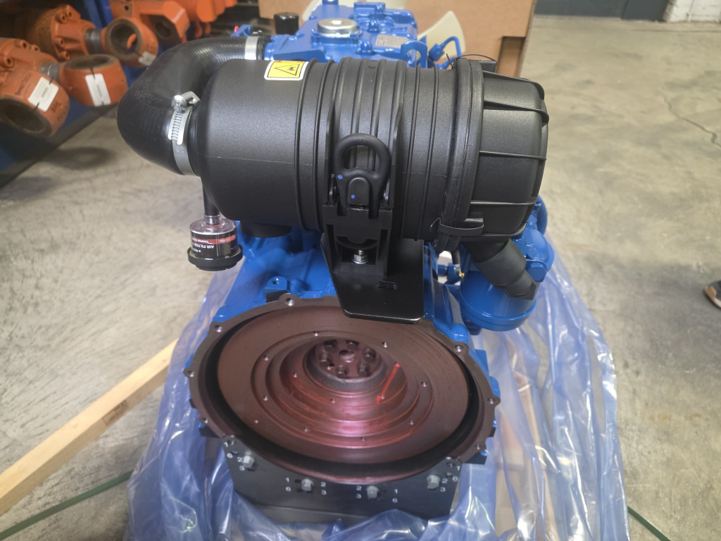 Perkins 403A-15 - Motor para Maquinaria de construcción: foto 1 Perkins 403A-15 - Motor para Maquinaria de construcción: foto 1