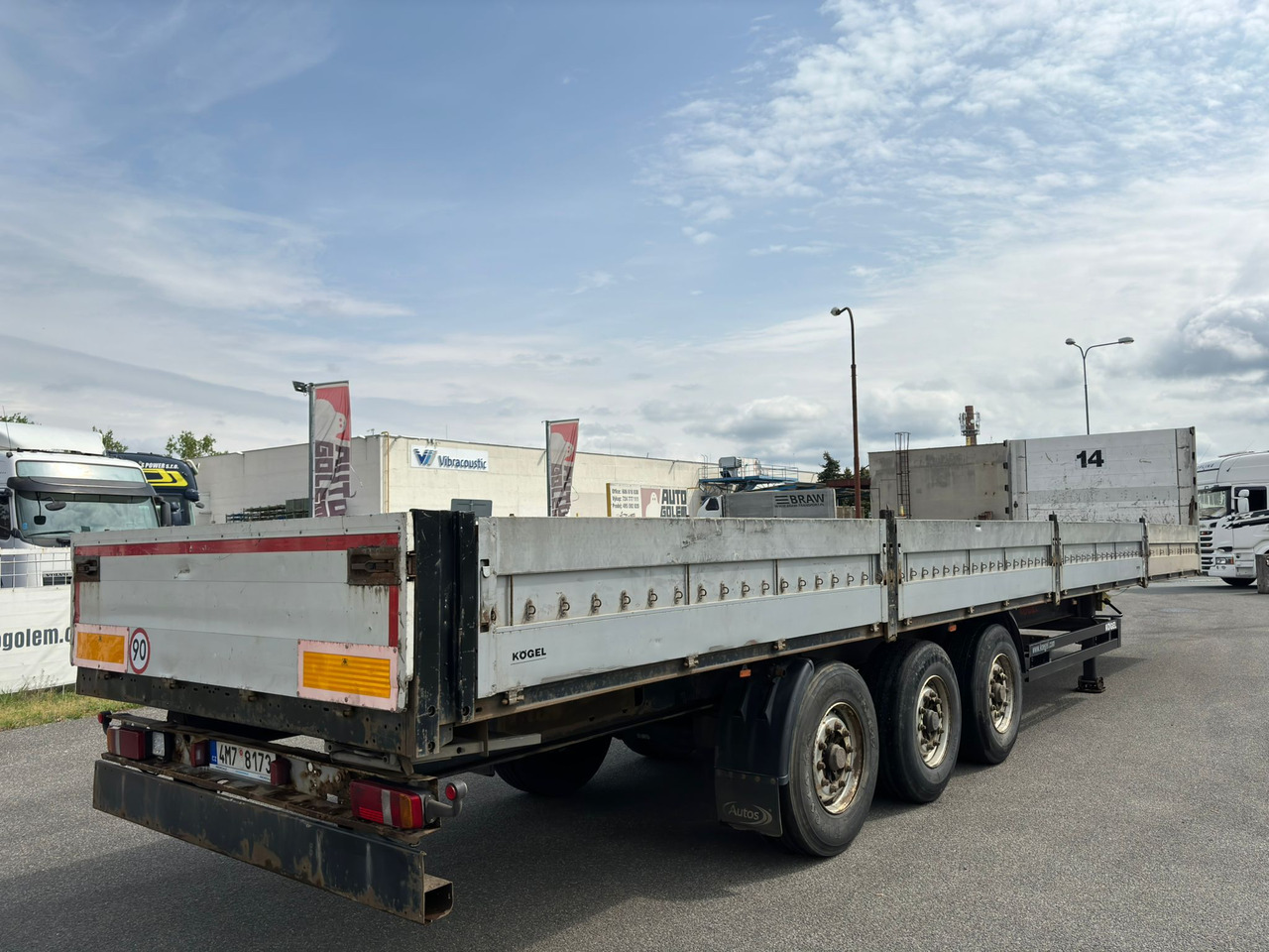 KÖGEL SN 24 - Semirremolque plataforma/ Caja abierta: foto 4 KÖGEL SN 24 - Semirremolque plataforma/ Caja abierta: foto 4