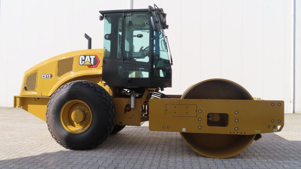 Caterpillar CS13 - Compactador: foto 1 Caterpillar CS13 - Compactador: foto 1