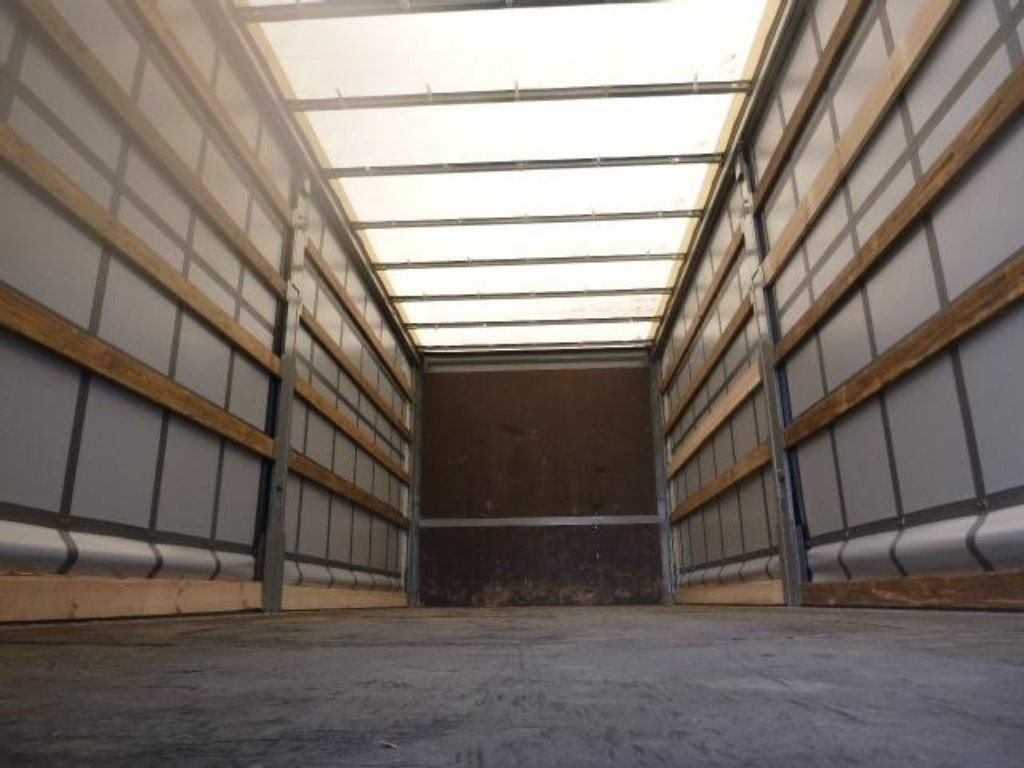 Krone Heck mit Portaltüren - Otros: foto 5 Krone Heck mit Portaltüren - Otros: foto 5