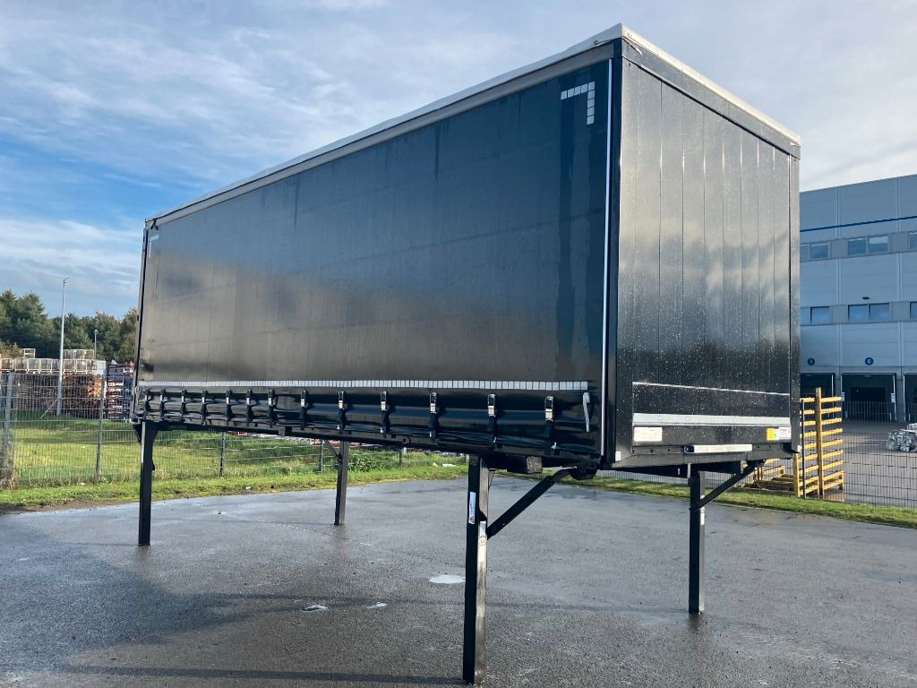 Krone Wechselbrücke Plane - Otros: foto 2 Krone Wechselbrücke Plane - Otros: foto 2