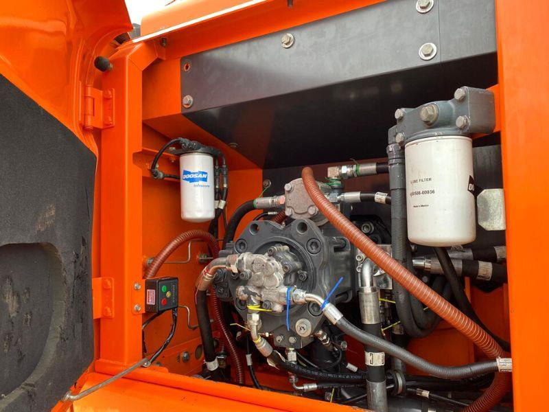 Doosan DX 225 LC - Excavadora de cadenas: foto 4 Doosan DX 225 LC - Excavadora de cadenas: foto 4