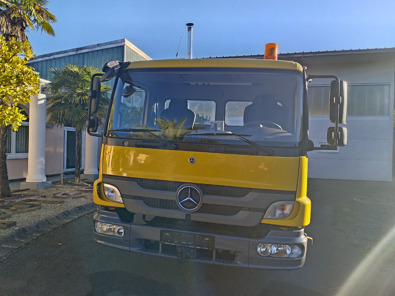 Kamag Mercedes-Benz Kamag Wiesel / WBH25 / KB3659 / mit Ganrantie - Portacontenedore/ Intercambiable camión: foto 1 Kamag Mercedes-Benz Kamag Wiesel / WBH25 / KB3659 / mit Ganrantie - Portacontenedore/ Intercambiable camión: foto 1