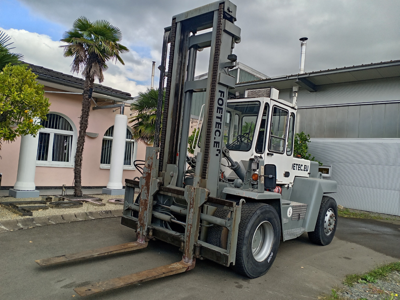 SVETRUCK Schwerlastgabelstapler 1060-30 - Carretilla elevadora diésel: foto 1 SVETRUCK Schwerlastgabelstapler 1060-30 - Carretilla elevadora diésel: foto 1