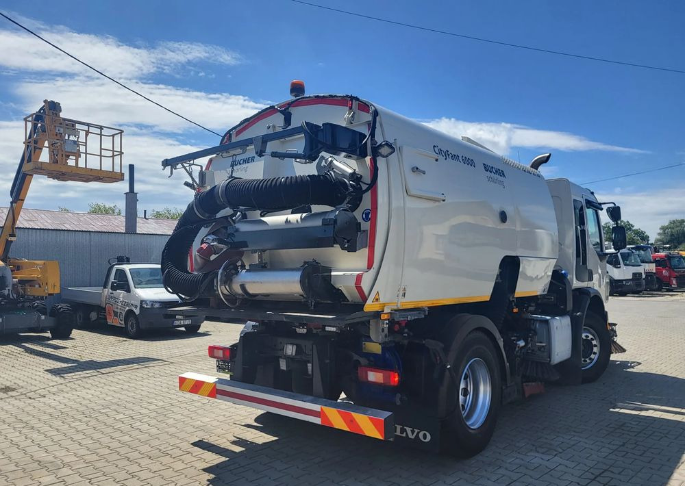 Volvo FE4x2 dwa silniki, pisemna gwarancja - Camión de basura: foto 5 Volvo FE4x2 dwa silniki, pisemna gwarancja - Camión de basura: foto 5