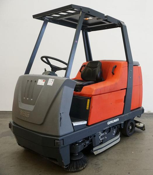 HAKO Hakomatic B1050 WZB960 - Barredora industrial: foto 1 HAKO Hakomatic B1050 WZB960 - Barredora industrial: foto 1