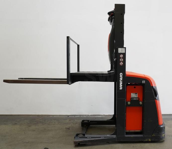Linde V 10 5212 - Recoge pedidos: foto 4 Linde V 10 5212 - Recoge pedidos: foto 4
