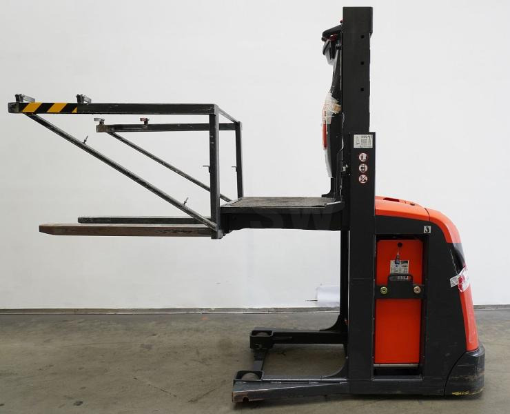 Linde V 10 5212 - Recoge pedidos: foto 4 Linde V 10 5212 - Recoge pedidos: foto 4