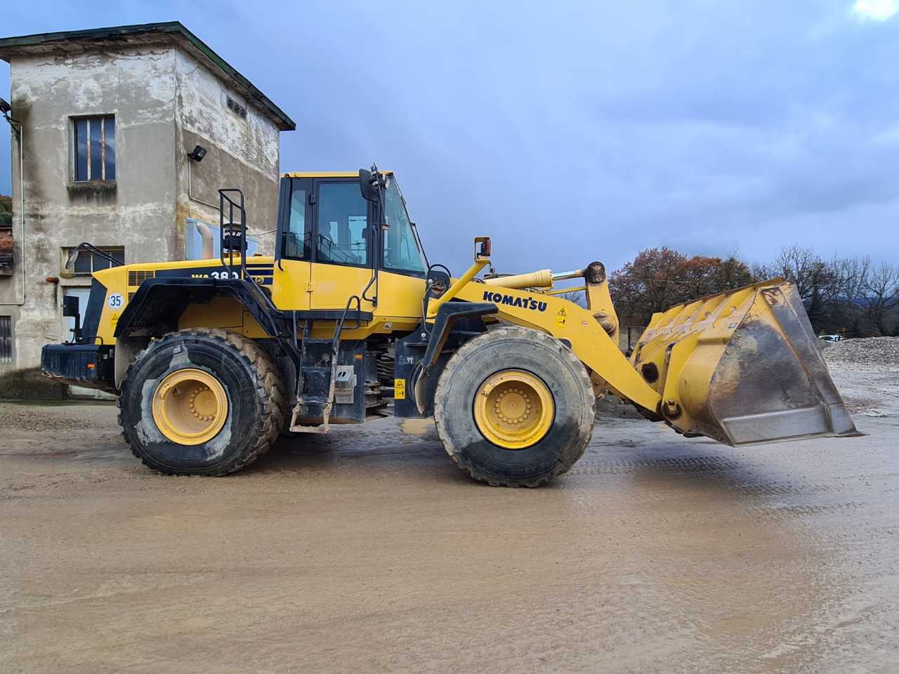KOMATSU WA380.6 - Cargadora de ruedas: foto 3 KOMATSU WA380.6 - Cargadora de ruedas: foto 3